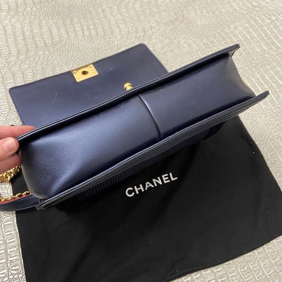 RARE 🦄 🔥 Limited Edition Chanel cube boy bag JUMBO - Picture 12 of 14